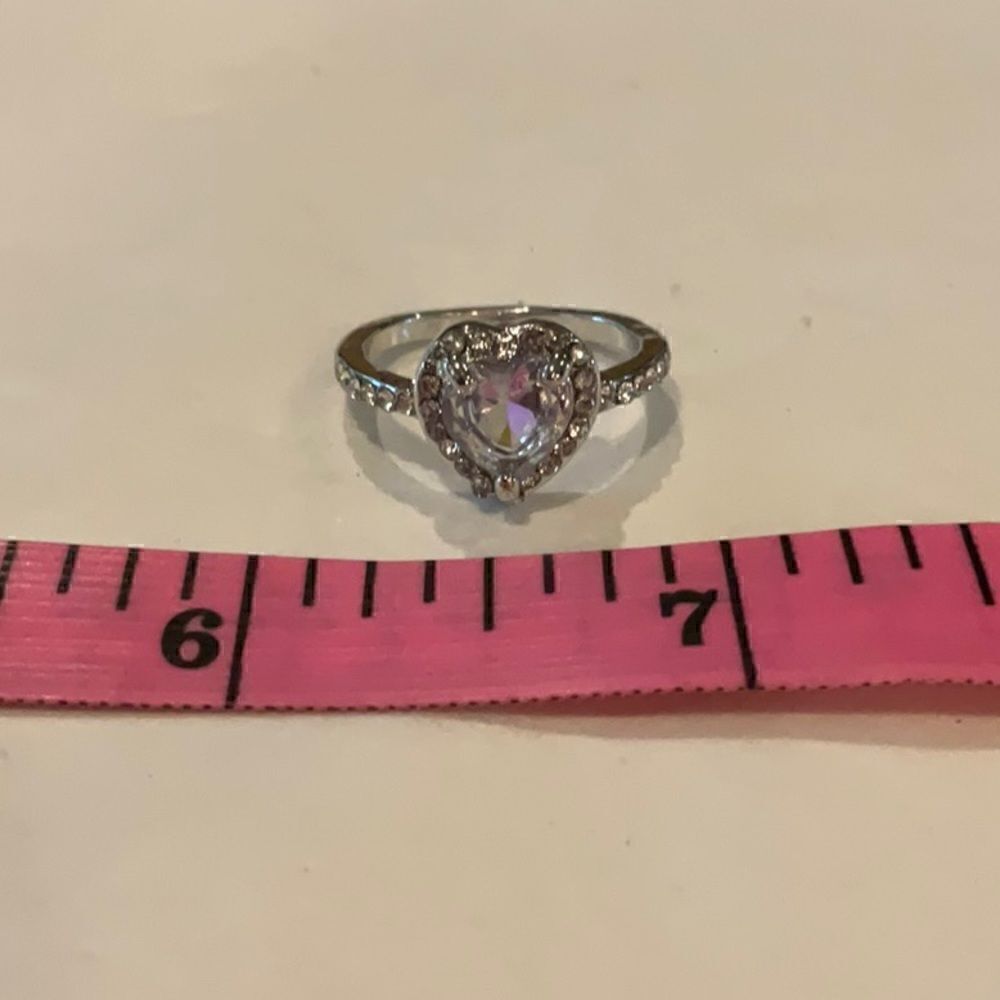Beautiful Heart Ring  - Picture 4 of 5